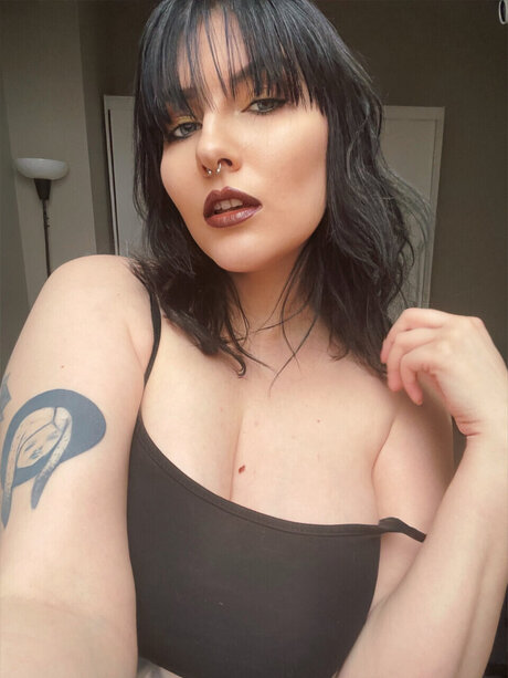 Foto di nudo di fuga di OnlyFans di Bebe Blu  Free