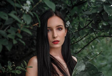 Foto di nudo di fuga di OnlyFans di Nikol Naughty