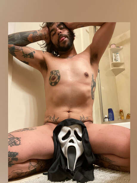 Foto di nudo di fuga di OnlyFans di Musubi