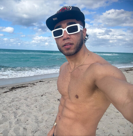 Foto di nudo di fuga di OnlyFans di Davids Vein