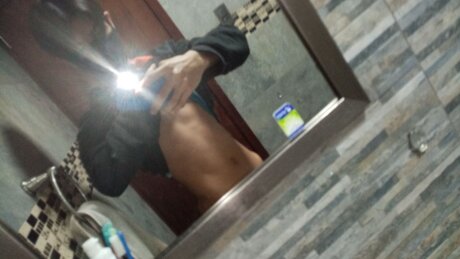 Foto di nudo di fuga di OnlyFans di Maxi