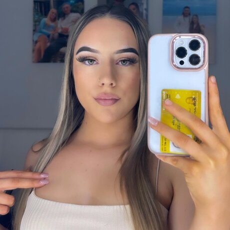 Foto di nudo di fuga di OnlyFans di Ameliabastian
