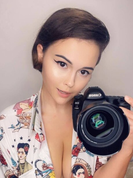 Foto di nudo di fuga di OnlyFans di Peachy Alice