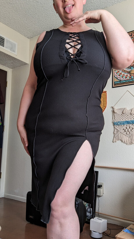 Foto di nudo di fuga di OnlyFans di Em