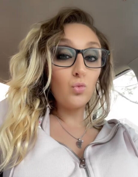 Foto di nudo di fuga di OnlyFans di Candy