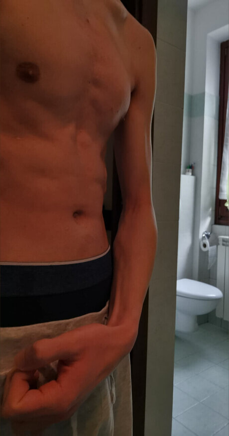 Foto di nudo di fuga di OnlyFans di Xxale
