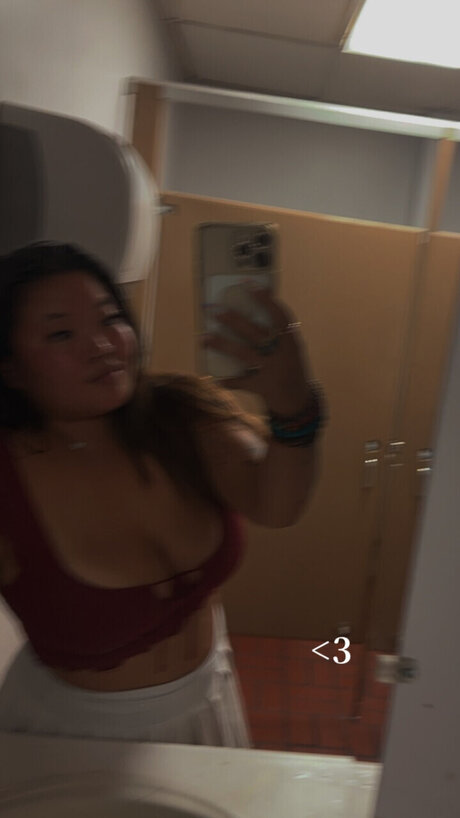 Foto di nudo di fuga di OnlyFans di Kay
