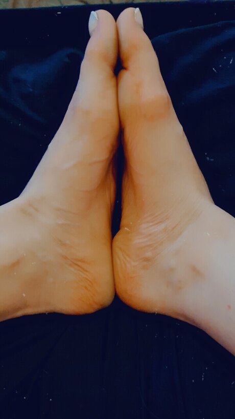 Foto di nudo di fuga di OnlyFans di Sexyfootqueen