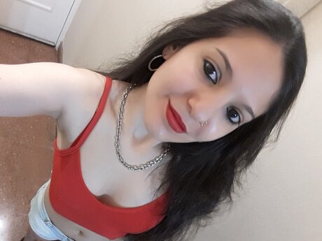 Foto di nudo di fuga di OnlyFans di Jaz