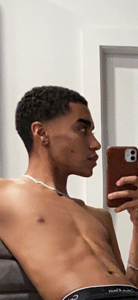 Foto di nudo di fuga di OnlyFans di Texas