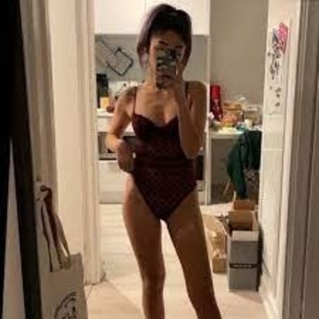Foto di nudo di fuga di OnlyFans di Olive