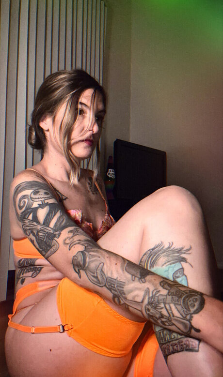 Foto di nudo di fuga di OnlyFans di Pretty Dreadful