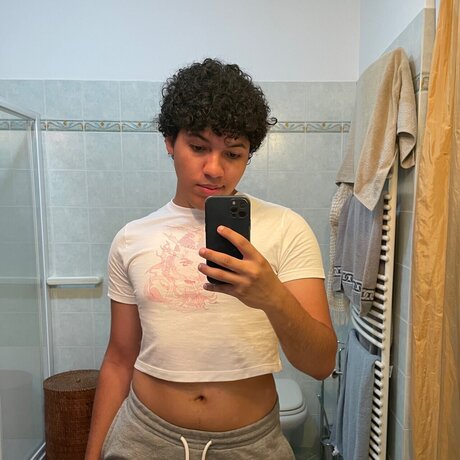 Foto di nudo di fuga di OnlyFans di Miguel Silva