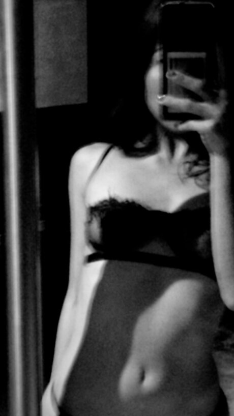 Foto di nudo di fuga di OnlyFans di Amethyst