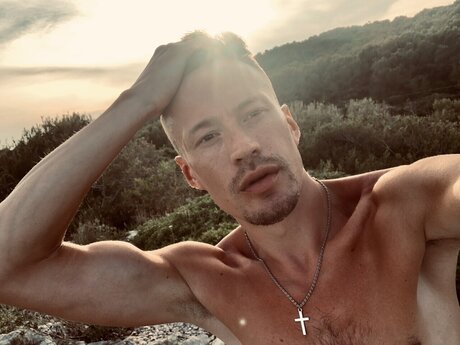 Foto di nudo di fuga di OnlyFans di Vitalikrubio
