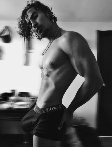 Foto di nudo di fuga di OnlyFans di Juan