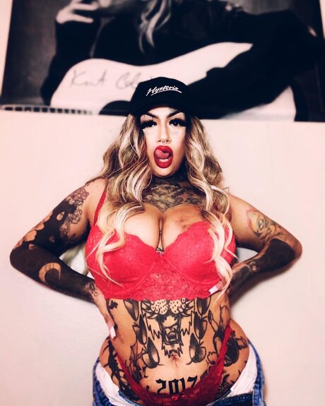 Foto di nudo di fuga di OnlyFans di Andi