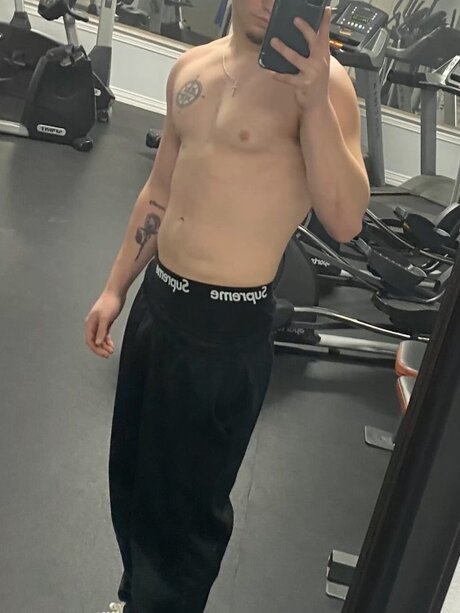Foto di nudo di fuga di OnlyFans di Drew