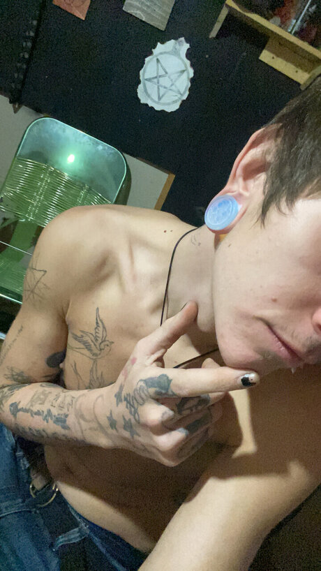 Foto di nudo di fuga di OnlyFans di Steven Wilson