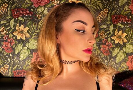 Foto di nudo di fuga di OnlyFans di Elizabethhoneyxx