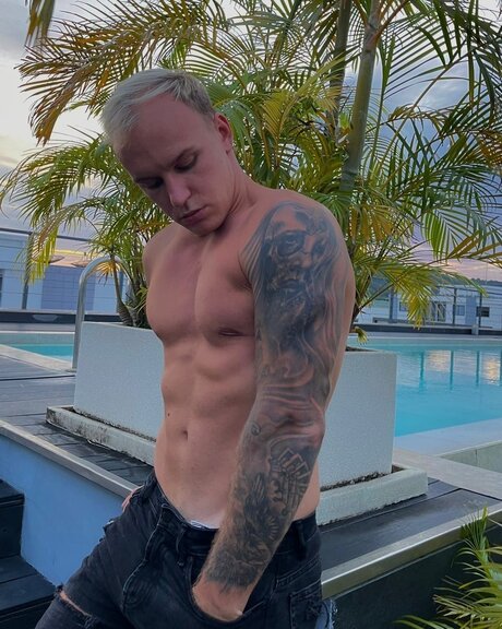 Foto di nudo di fuga di OnlyFans di Brendon01