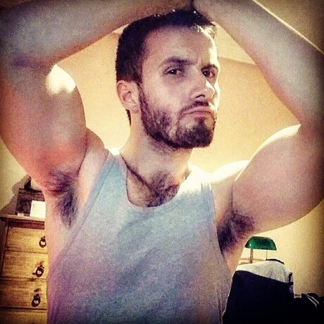 Foto di nudo di fuga di OnlyFans di  Ngel Punyal 
