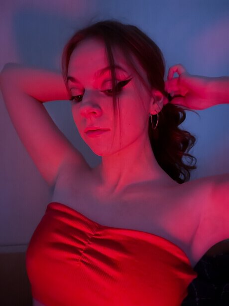 Foto di nudo di fuga di OnlyFans di Allyssa