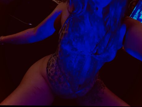 Foto di nudo di fuga di OnlyFans di Liz