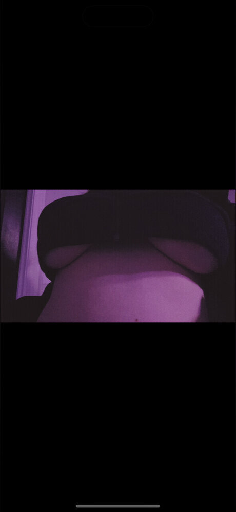 Foto di nudo di fuga di OnlyFans di Kiki 