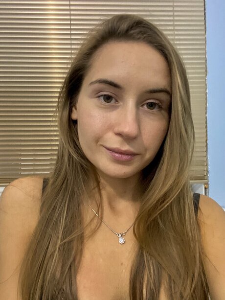 Foto di nudo di fuga di OnlyFans di Mary