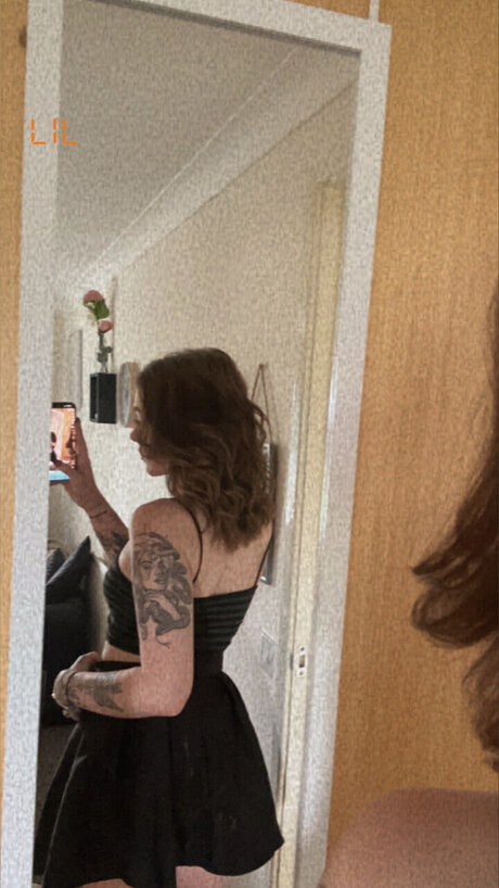 Foto di nudo di fuga di OnlyFans di Lola