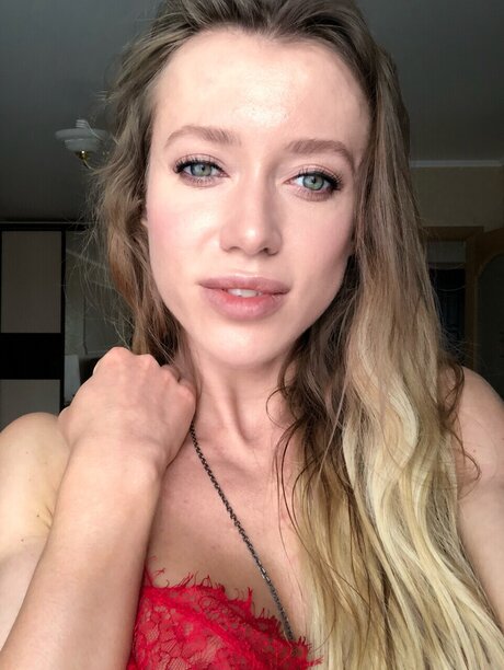 Foto di nudo di fuga di OnlyFans di Olly Nick