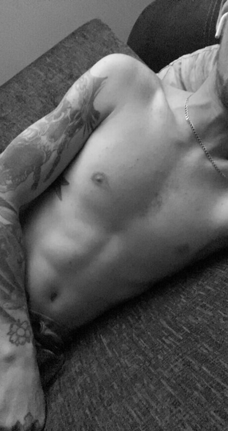 Foto di nudo di fuga di OnlyFans di Jess