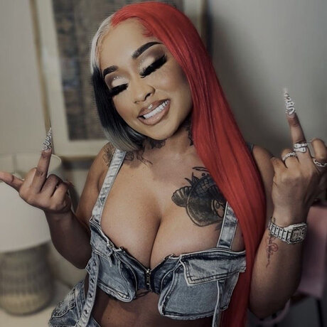 Foto di nudo di fuga di OnlyFans di Stunna