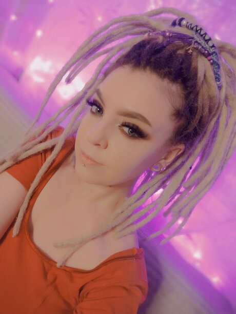 Foto di nudo di fuga di OnlyFans di Anny