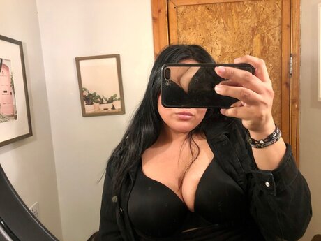 Foto di nudo di fuga di OnlyFans di Youandmyself