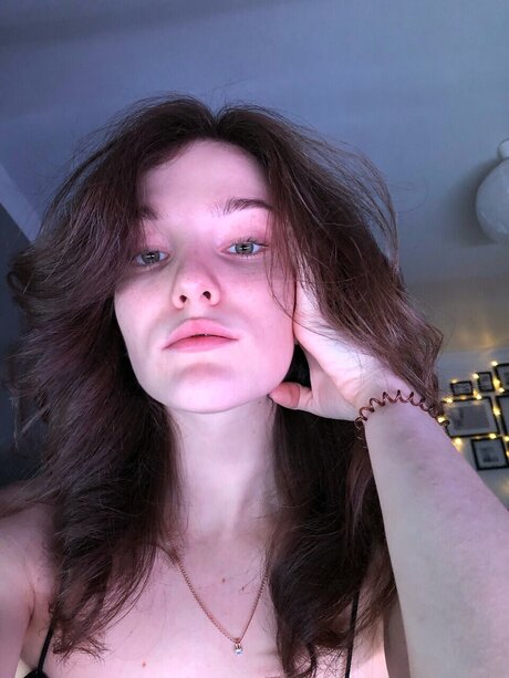Foto di nudo di fuga di OnlyFans di Daria