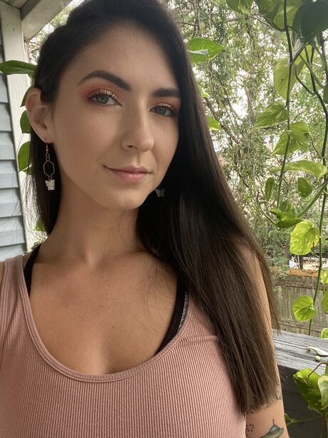 Foto di nudo di fuga di OnlyFans di Violet