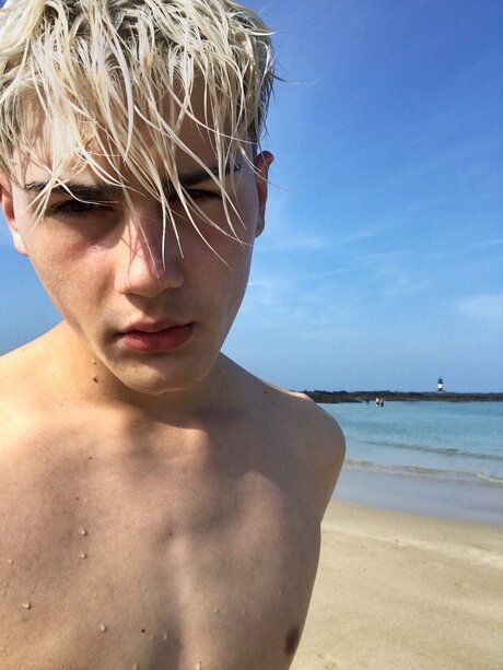 Foto di nudo di fuga di OnlyFans di Klim