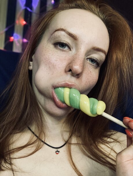 Foto di nudo di fuga di OnlyFans di Lubafox