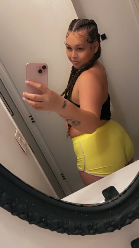 Foto di nudo di fuga di OnlyFans di Noelle