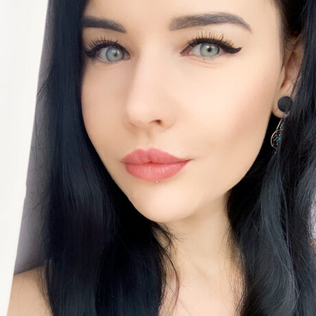 Foto di nudo di fuga di OnlyFans di Anna