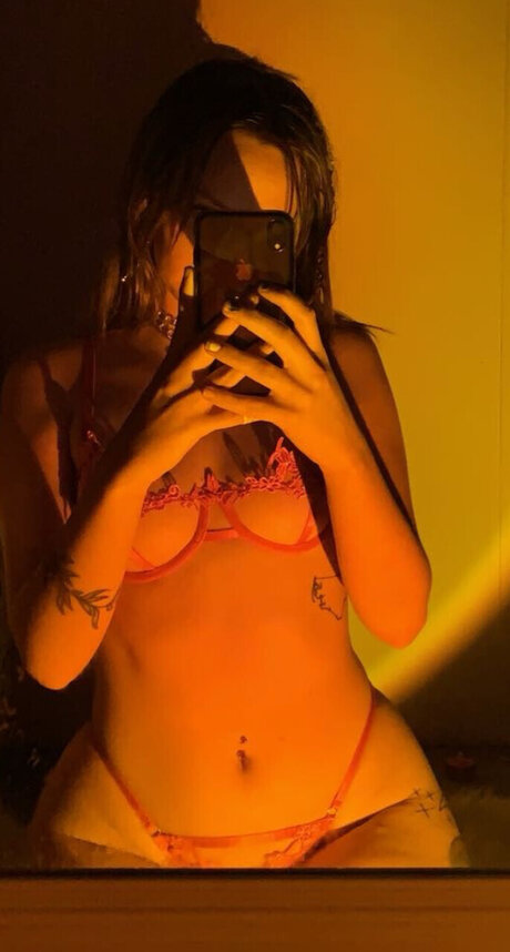 Foto di nudo di fuga di OnlyFans di Bunny