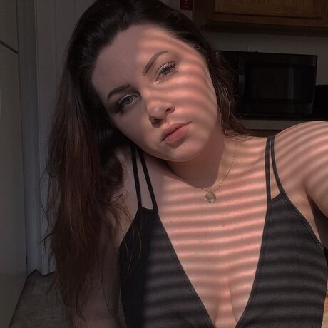 Foto di nudo di fuga di OnlyFans di Olivia