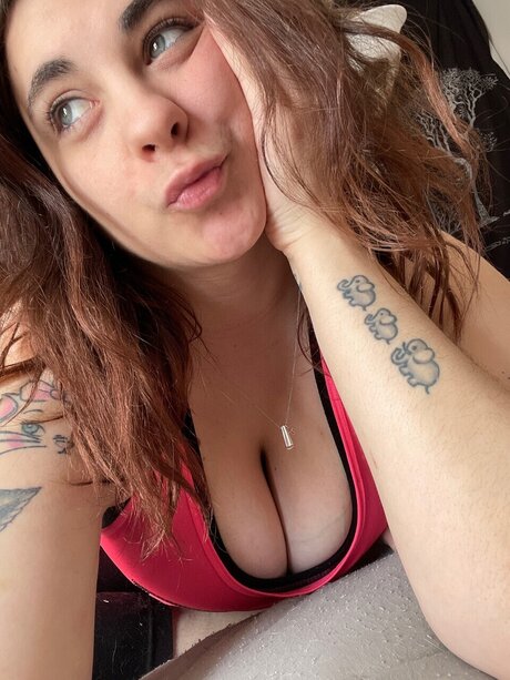 Foto di nudo di fuga di OnlyFans di Chelsss