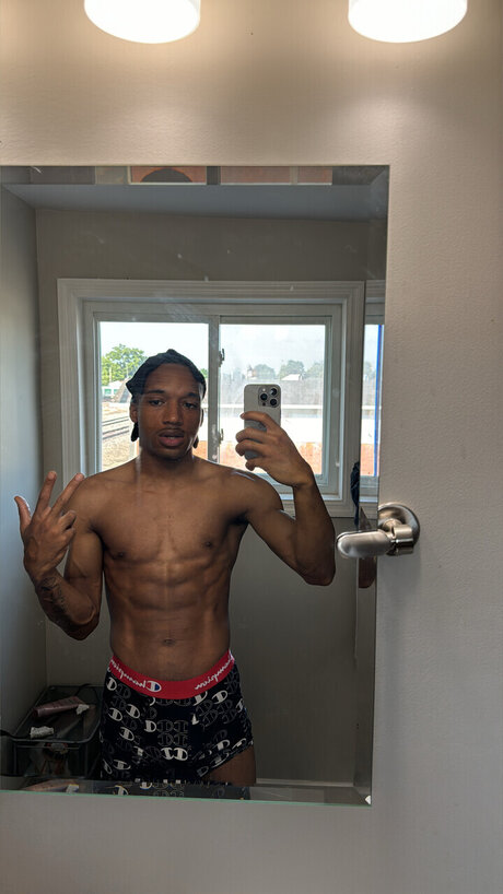 Foto di nudo di fuga di OnlyFans di Big Dick Zan 