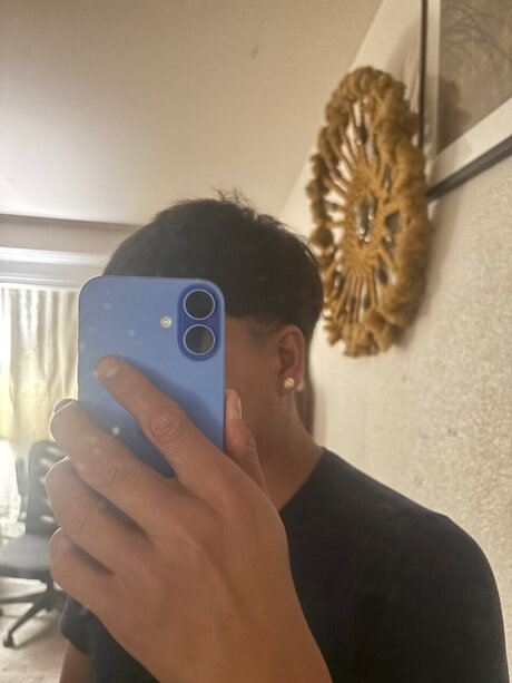 Foto di nudo di fuga di OnlyFans di Longdiccc
