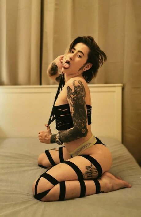 Foto di nudo di fuga di OnlyFans di  Rita Star 