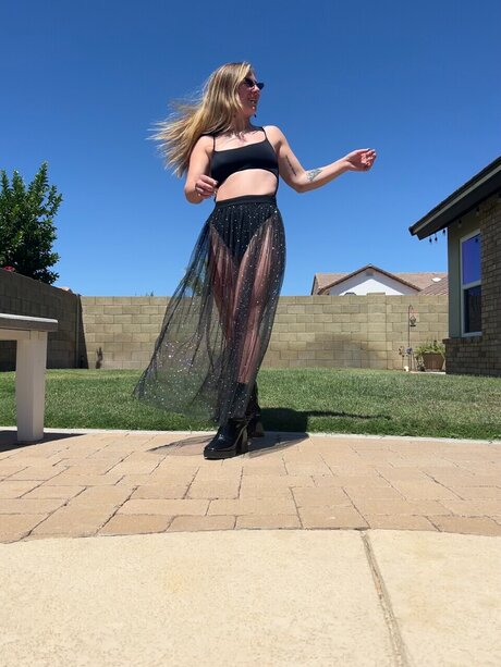 Foto di nudo di fuga di OnlyFans di Sassyampampclassy