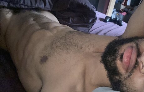 Foto di nudo di fuga di OnlyFans di Mixxxedtwunk